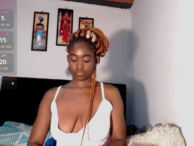 AdrianaCampbell webcam