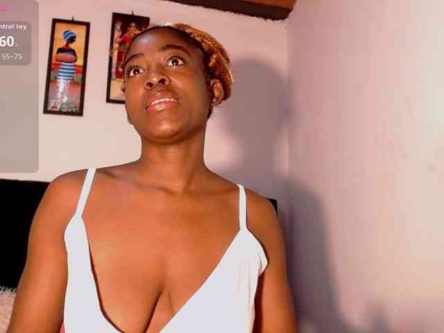 AdrianaCampbell webcam