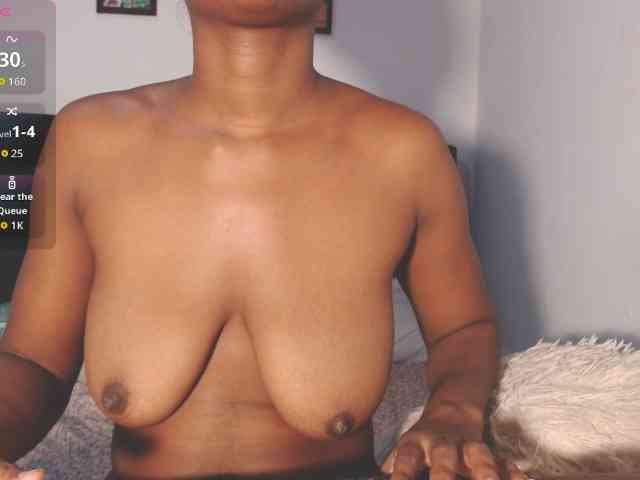 AdrianaCampbell webcam