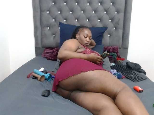 ChocSexcBeast's BongaCams show and profile