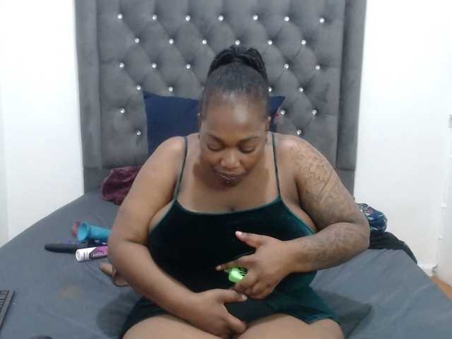 ChocSexcBeast's BongaCams show and profile