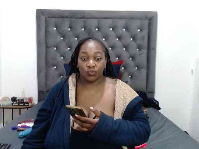 ChocSexcBeast webcam