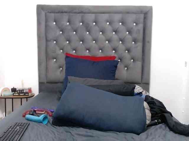 ChocSexcBeast webcam