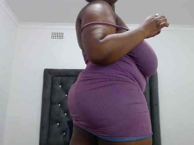 ChocSexcBeast webcam