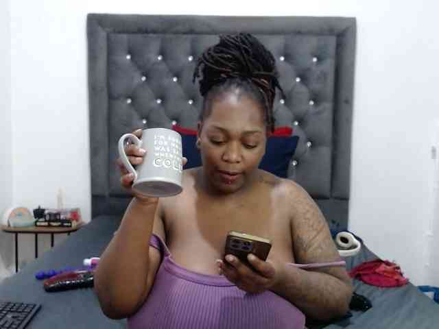 ChocSexcBeast webcam