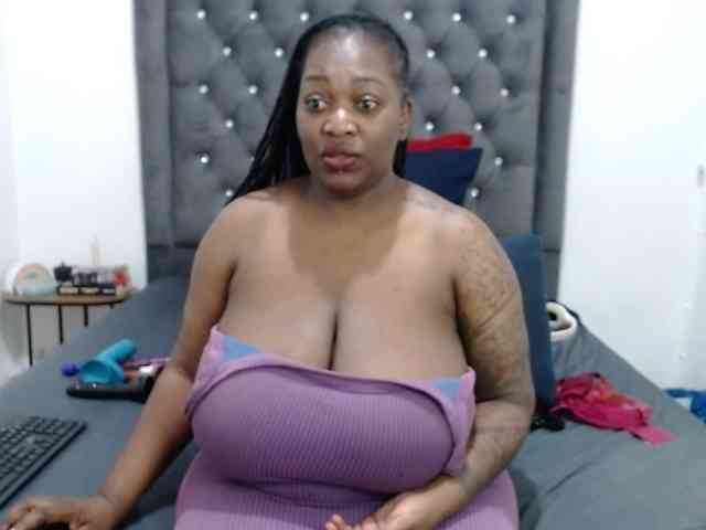 ChocSexcBeast webcam