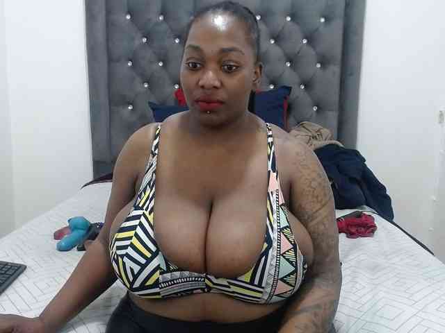 ChocSexcBeast webcam
