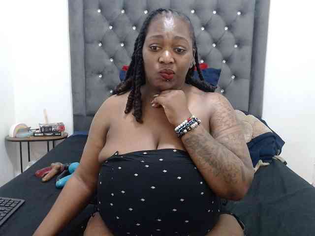 ChocSexcBeast webcam