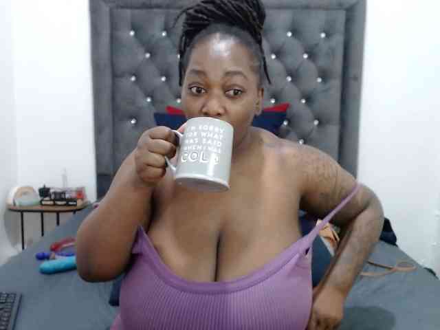 ChocSexcBeast webcam