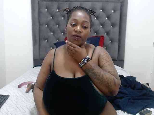 ChocSexcBeast webcam