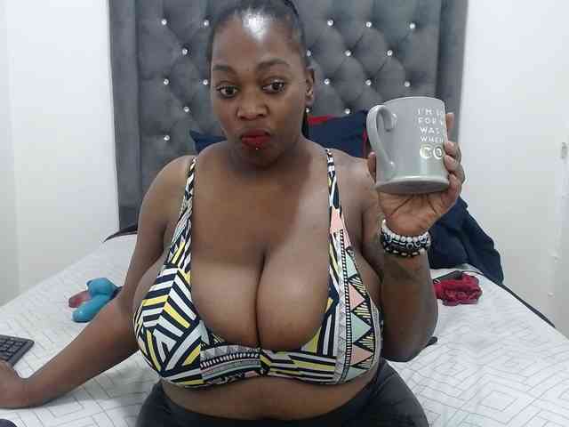 ChocSexcBeast webcam