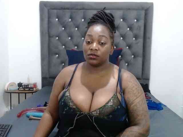 ChocSexcBeast webcam