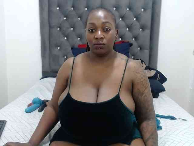 ChocSexcBeast webcam