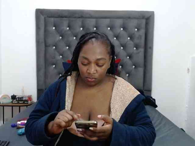 ChocSexcBeast webcam