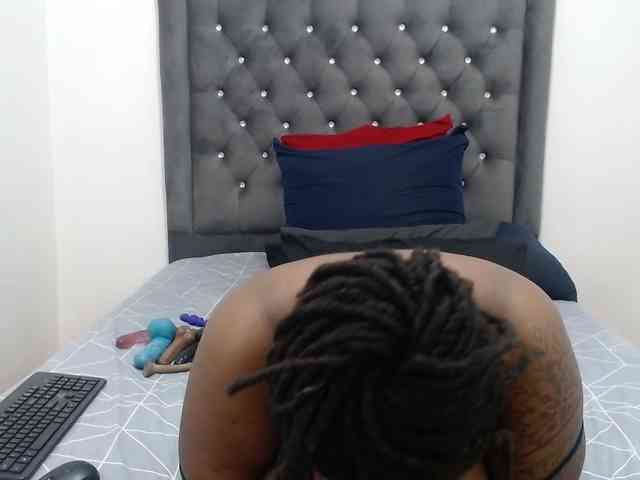 ChocSexcBeast's webcam live show