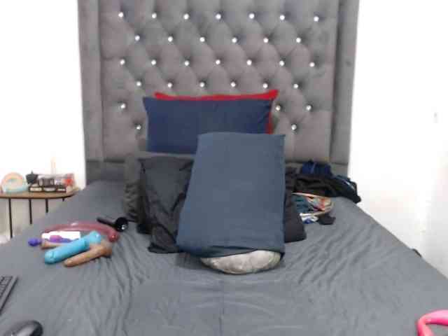 ChocSexcBeast webcam