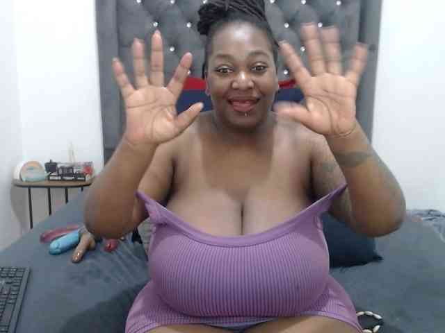 ChocSexcBeast webcam