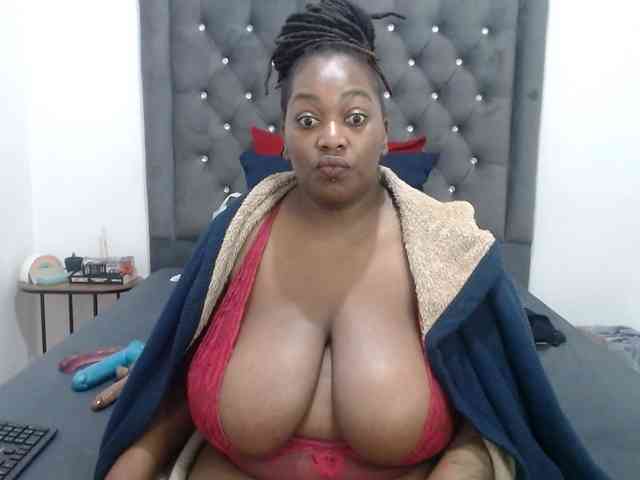 ChocSexcBeast webcam