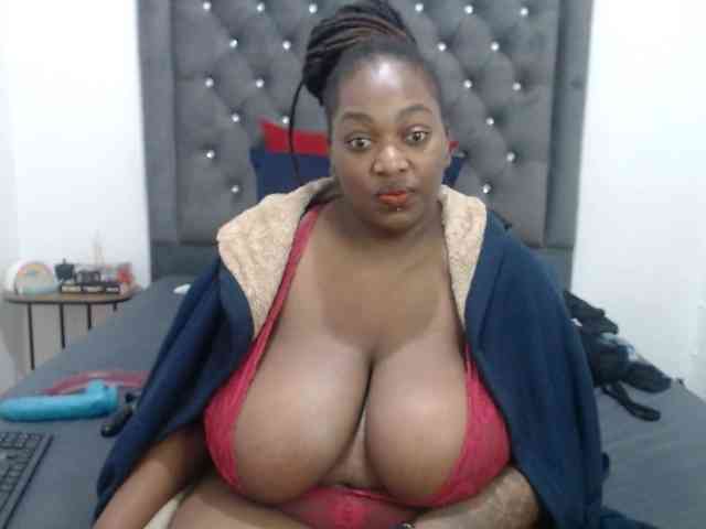 ChocSexcBeast webcam