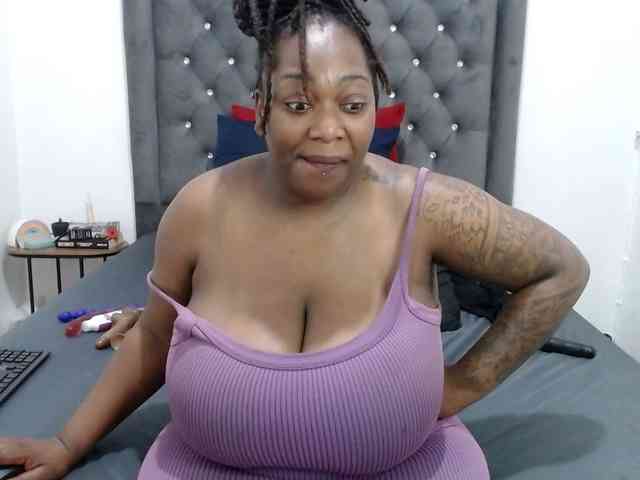 ChocSexcBeast webcam