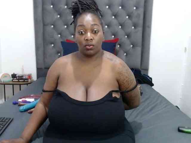 ChocSexcBeast webcam