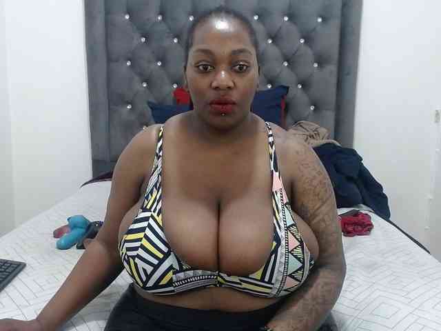 ChocSexcBeast webcam