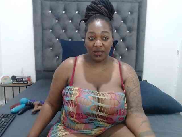 ChocSexcBeast webcam