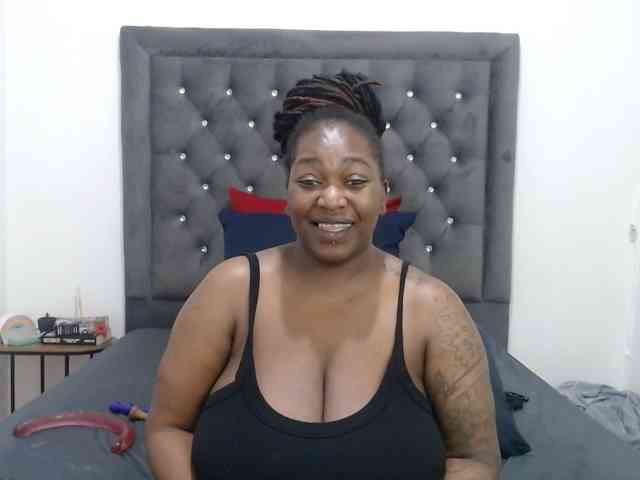 ChocSexcBeast webcam