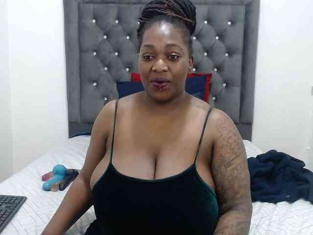 ChocSexcBeast webcam