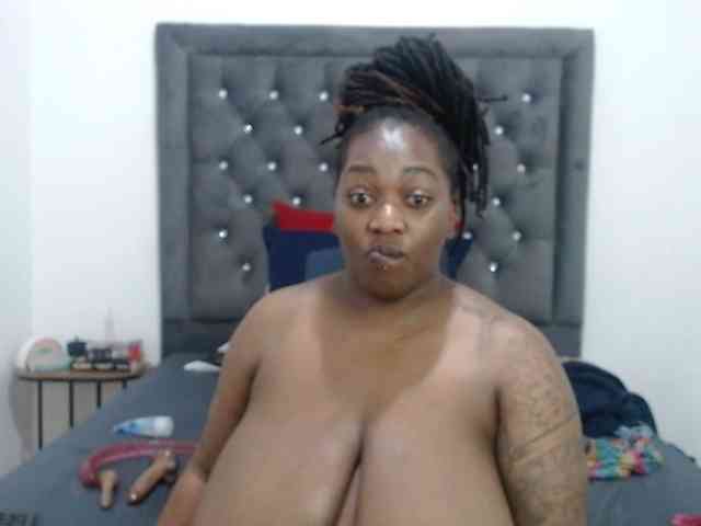 ChocSexcBeast webcam