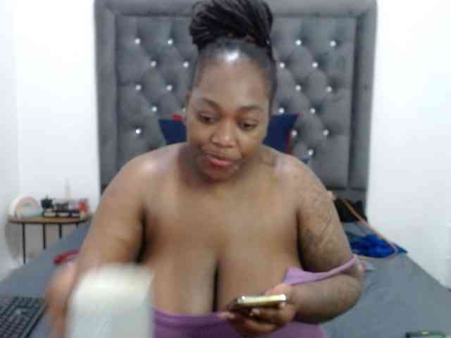 ChocSexcBeast webcam