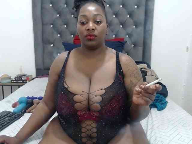 ChocSexcBeast webcam