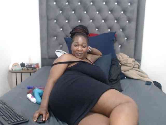 ChocSexcBeast webcam