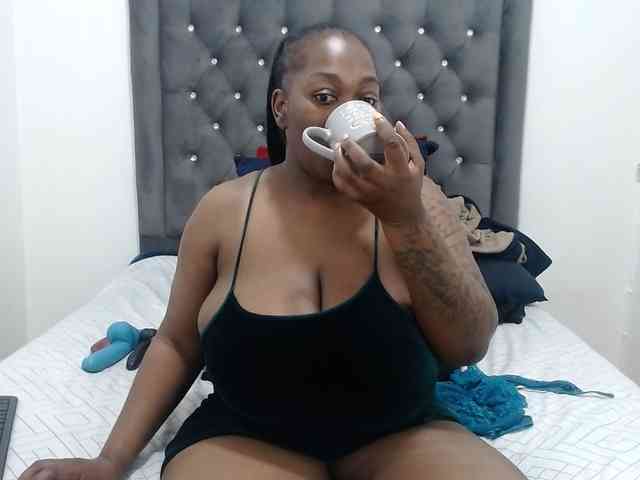 ChocSexcBeast webcam