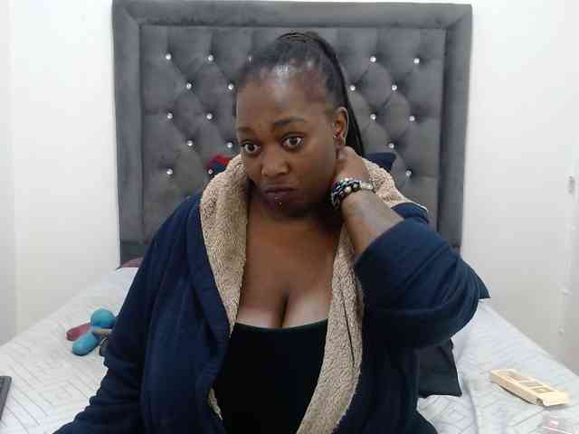 ChocSexcBeast webcam