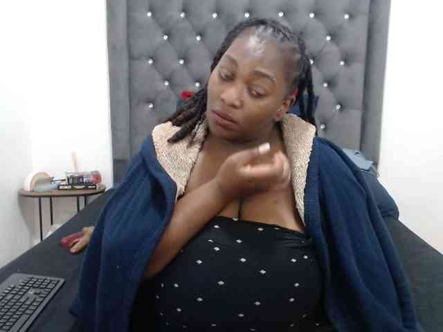 ChocSexcBeast webcam