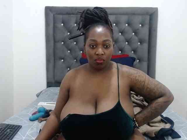 ChocSexcBeast webcam