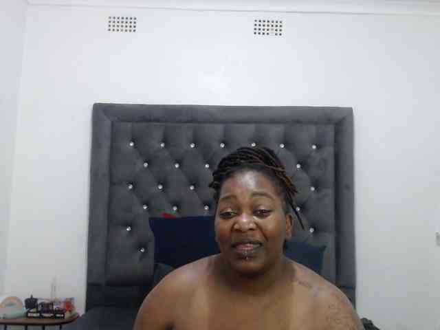 ChocSexcBeast webcam