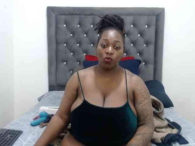ChocSexcBeast webcam