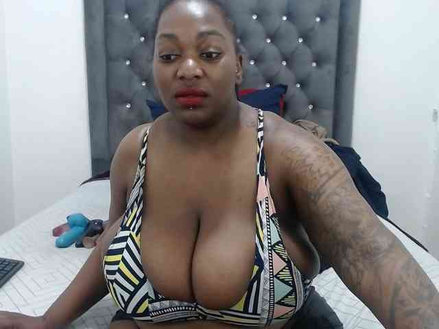 ChocSexcBeast webcam