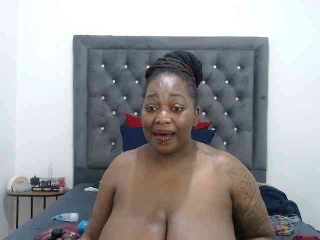 ChocSexcBeast webcam