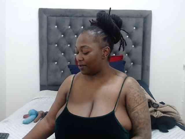 ChocSexcBeast webcam
