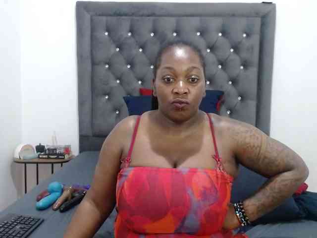 ChocSexcBeast webcam