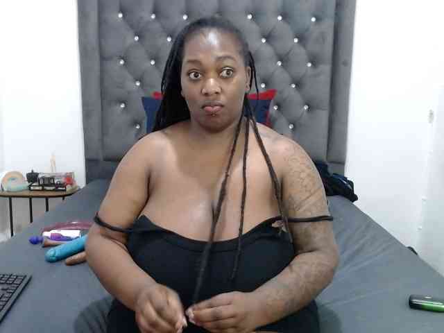 ChocSexcBeast webcam