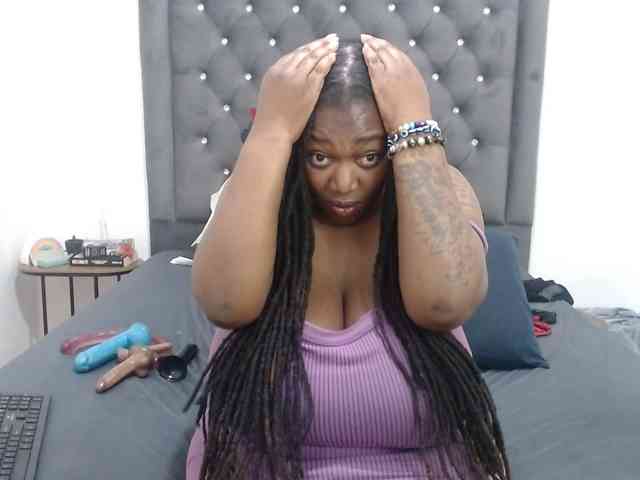 ChocSexcBeast webcam