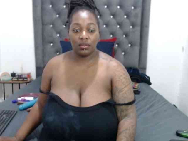 ChocSexcBeast webcam