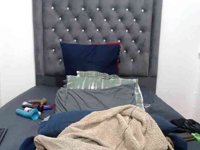 ChocSexcBeast webcam