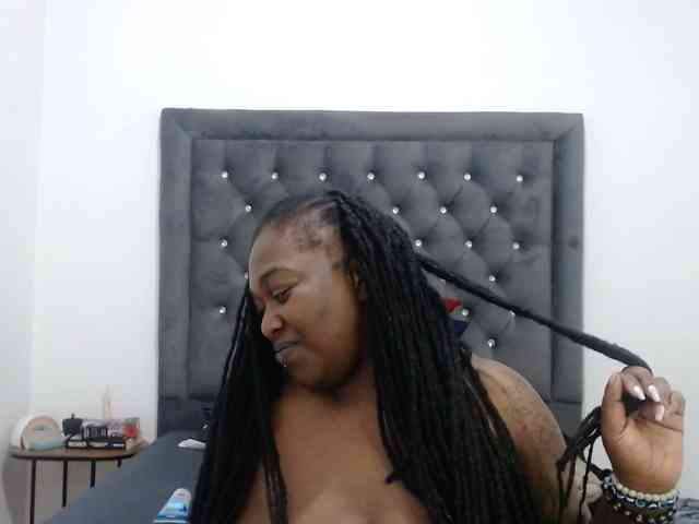 ChocSexcBeast webcam