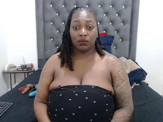 ChocSexcBeast webcam