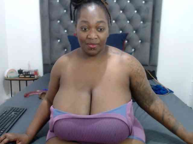 ChocSexcBeast webcam